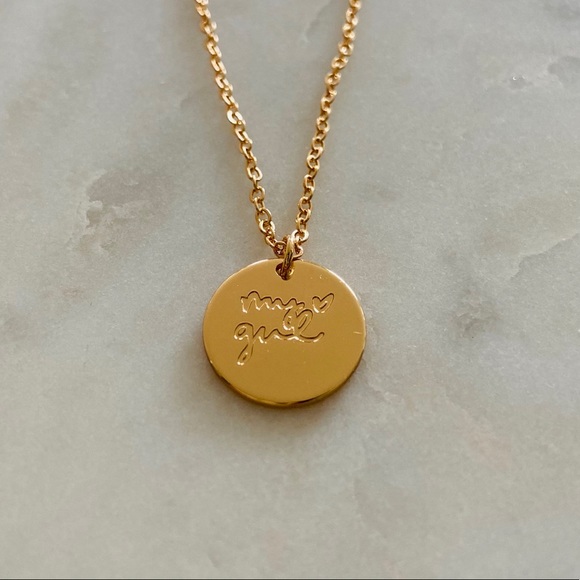 My girl 💕 round pendant necklace - Picture 7 of 10